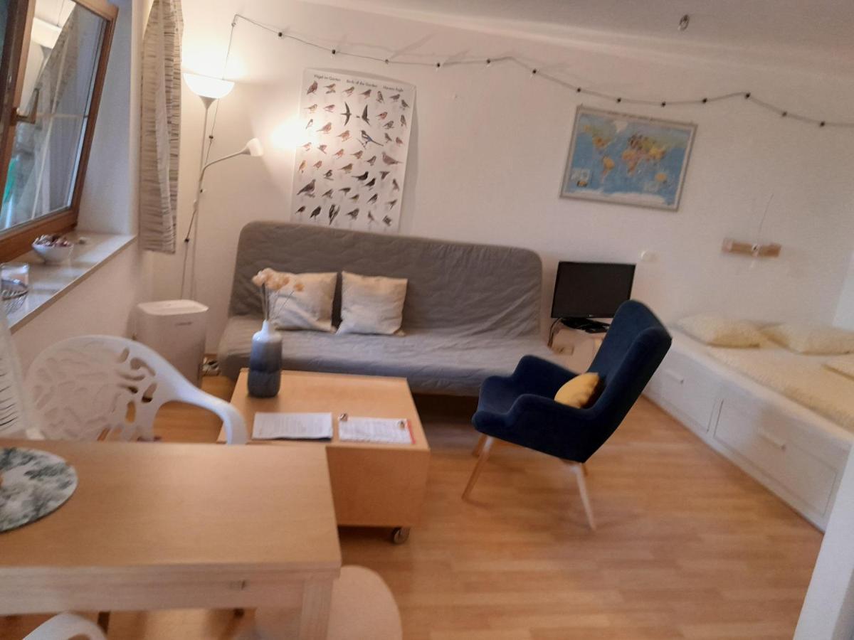 Apartment Mit Kueche Und Balkon Oder Terrasse, Ruhig Und Gut Erreichbar พิดดิง ภายนอก รูปภาพ