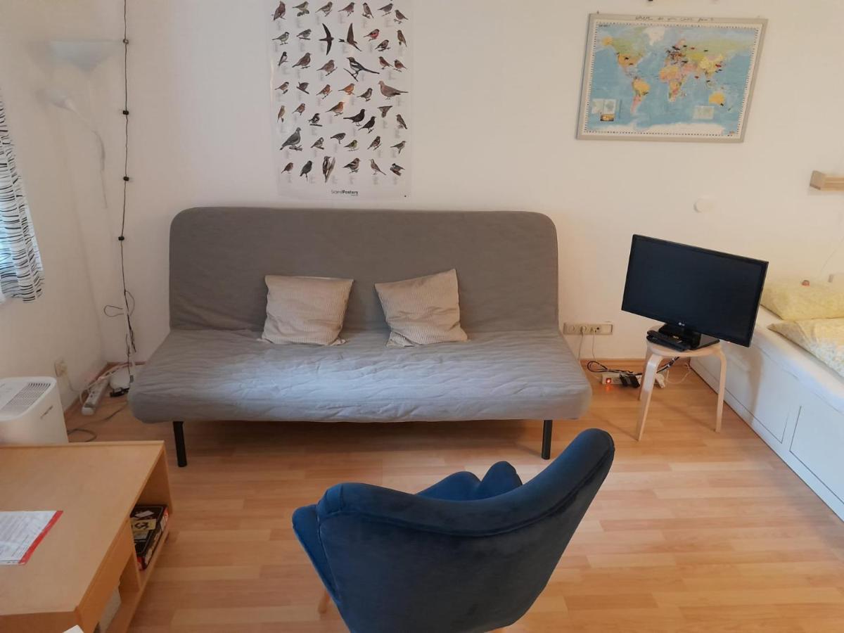 Apartment Mit Kueche Und Balkon Oder Terrasse, Ruhig Und Gut Erreichbar พิดดิง ภายนอก รูปภาพ