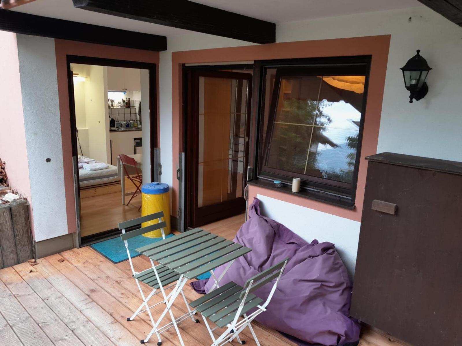 Apartment Mit Kueche Und Balkon Oder Terrasse, Ruhig Und Gut Erreichbar พิดดิง ภายนอก รูปภาพ